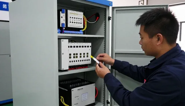 中山市冲越照明有限公司分享控制柜制作服务应用案例